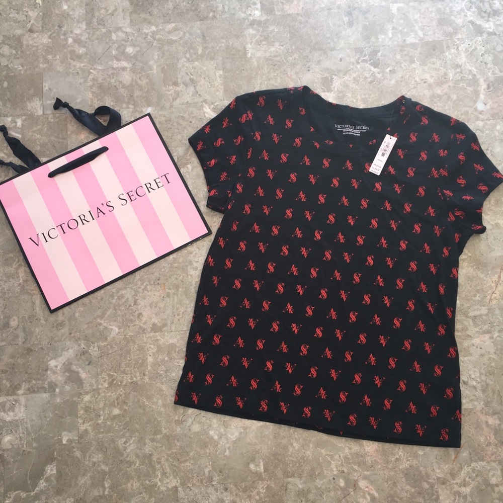 NWT Victoria’s Secret T-Shirt